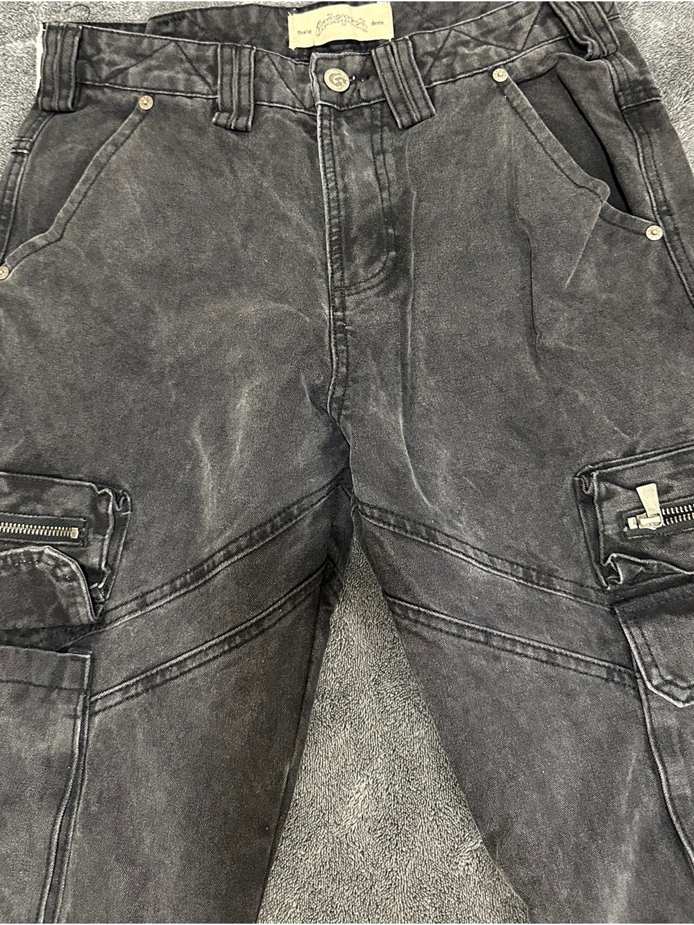Washed Black Men's Cargo Pants with Multi-Pocket Utility